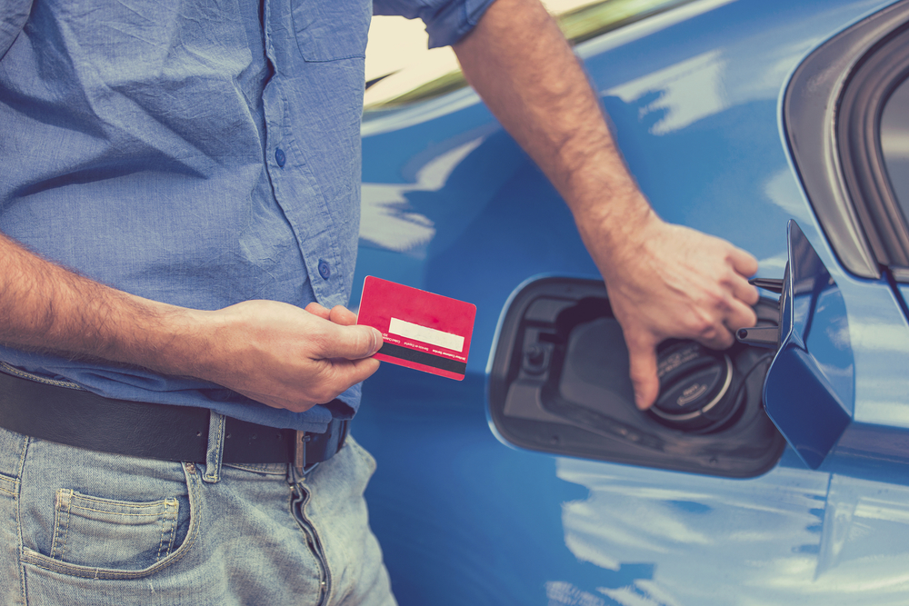 Pay Through Fuel Credit Cards and Save On Bills