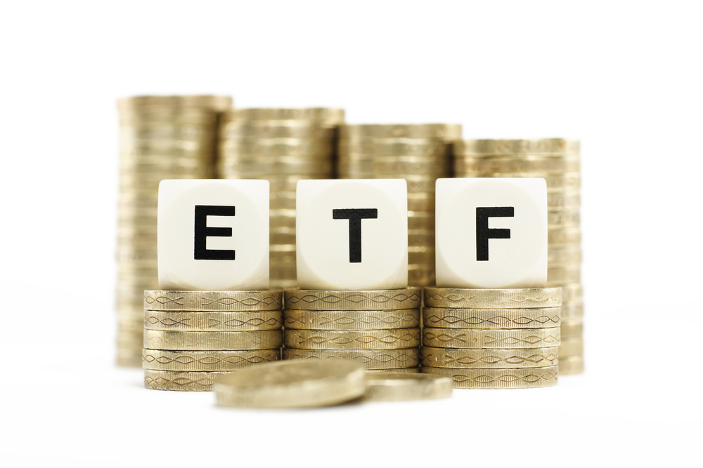 Investors Favour Stock and Debt Funds Over Gold ETFs