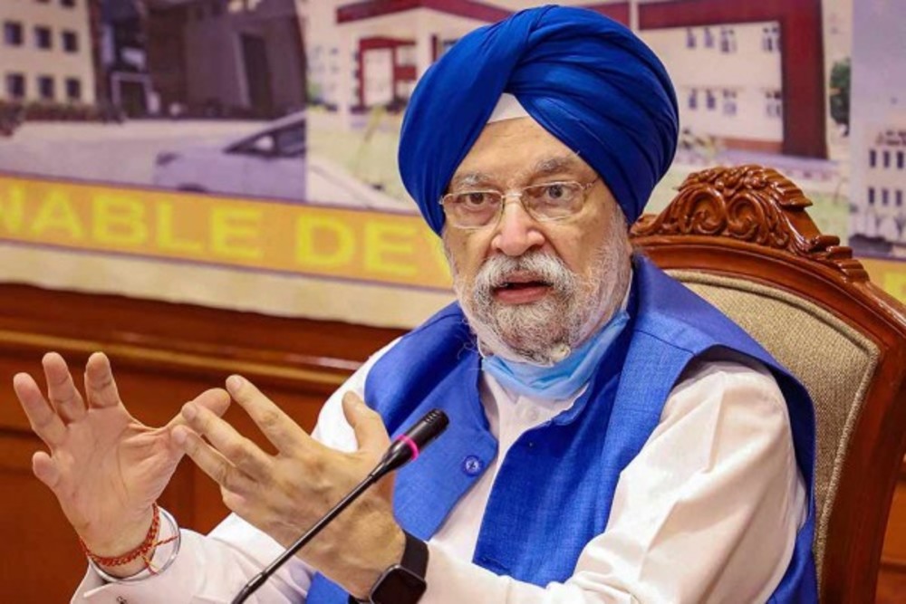 Hardeep Puri Reaches Out to Saudi, UAE over High Oil Prices