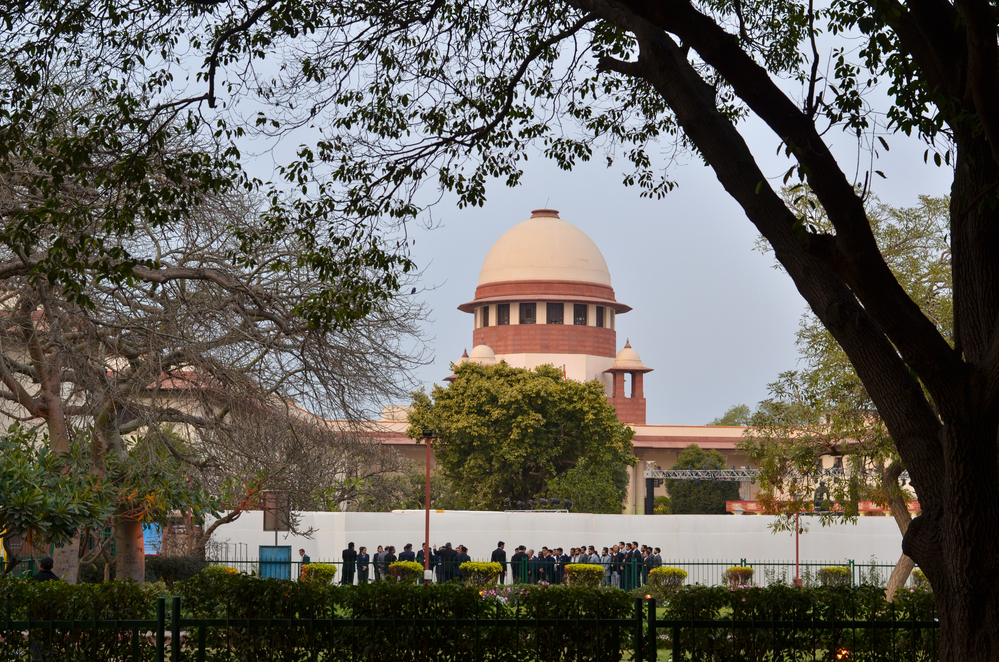 RBI’s ‘Previous’ Permission Before Foreign National Transacting In Real Estate Mandatory: SC