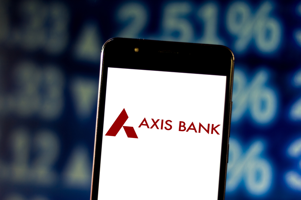 Axis Bank To Raise Funds Up To Rs 15,000 Cr